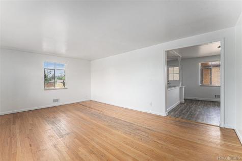 588 Empire Street Aurora CO 80010