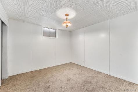 588 Empire Street Aurora CO 80010