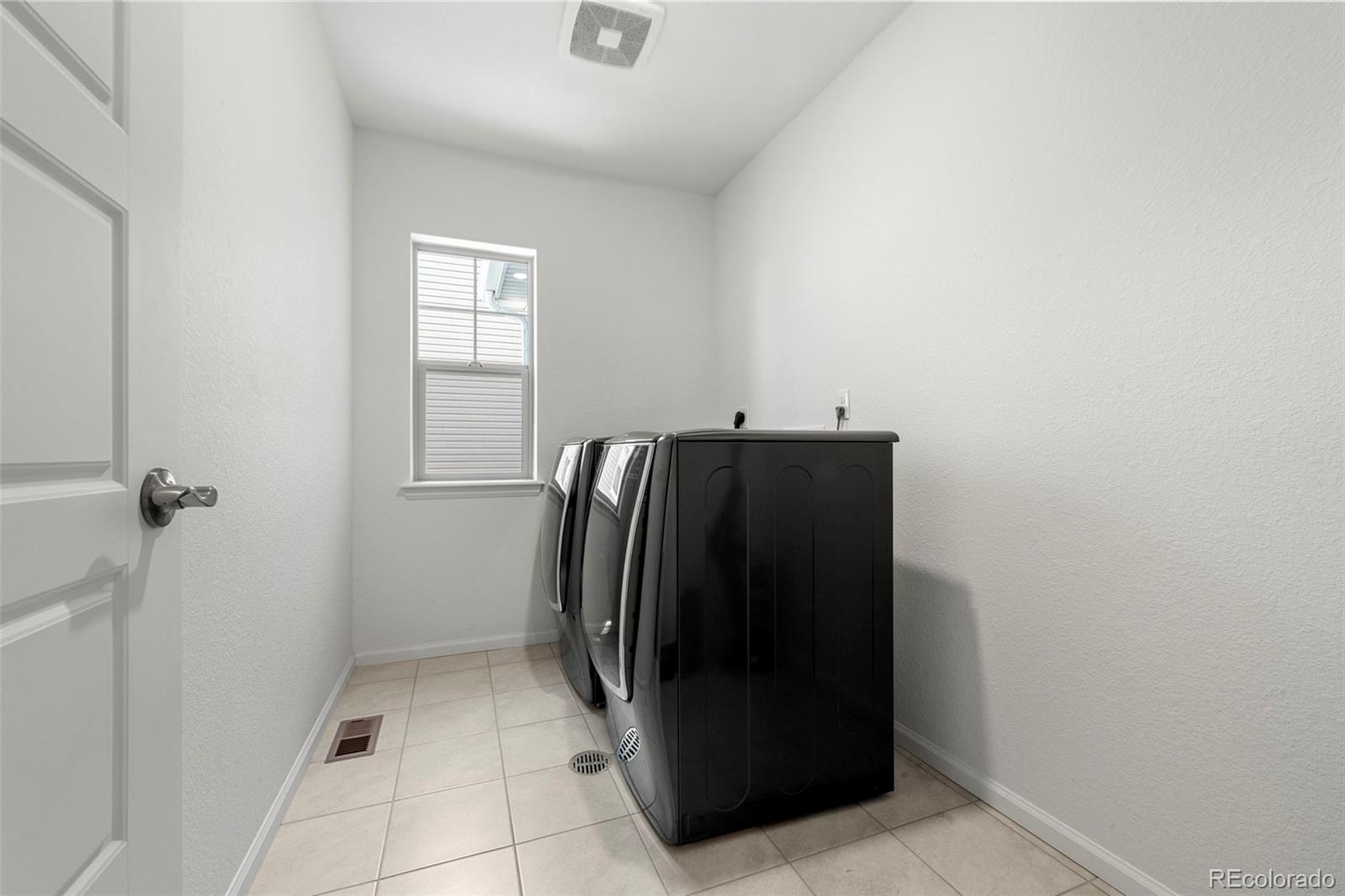 5049 Liverpool Street Denver CO 80249