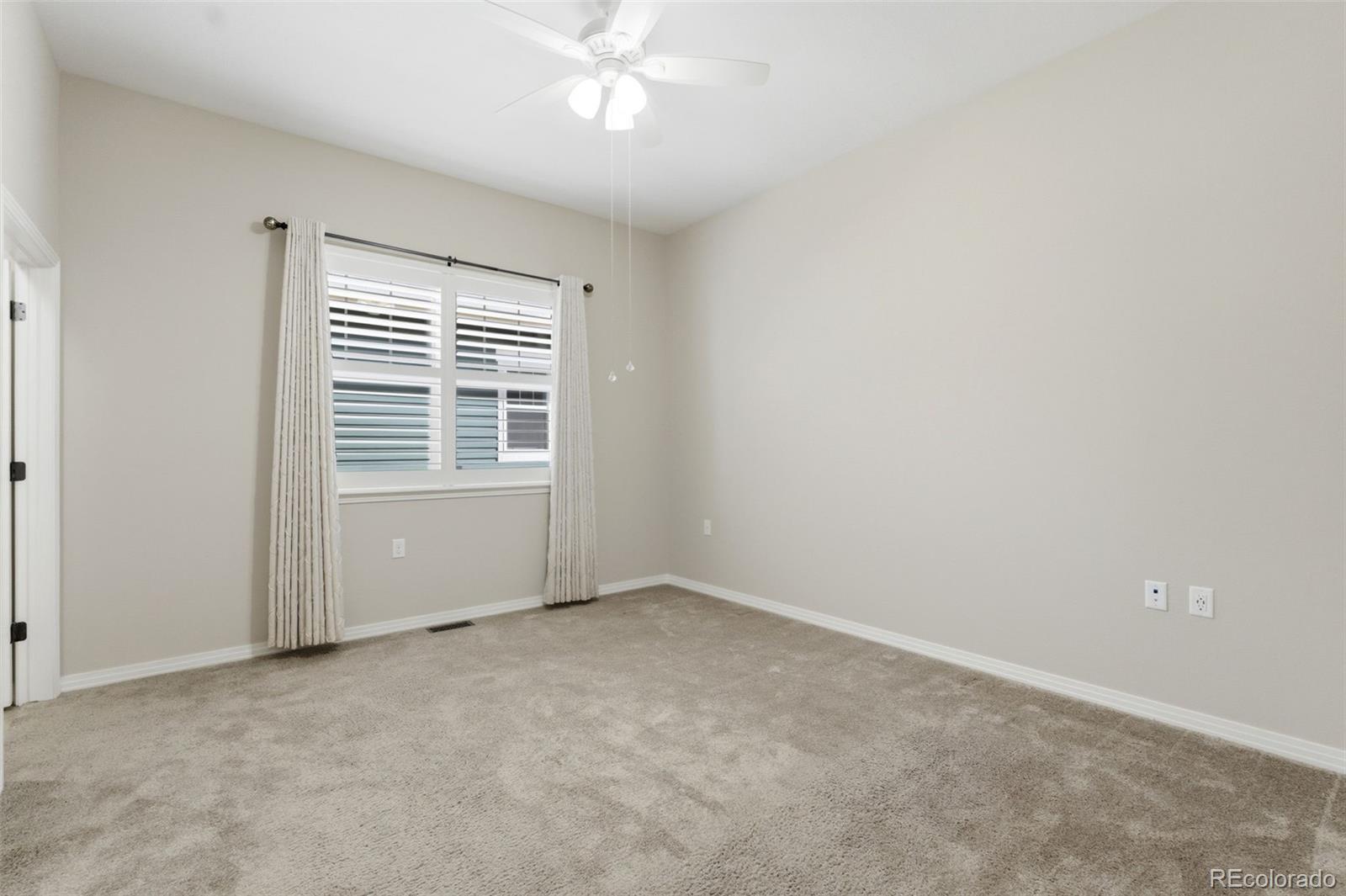 8262 E 55th Place Denver CO 80238