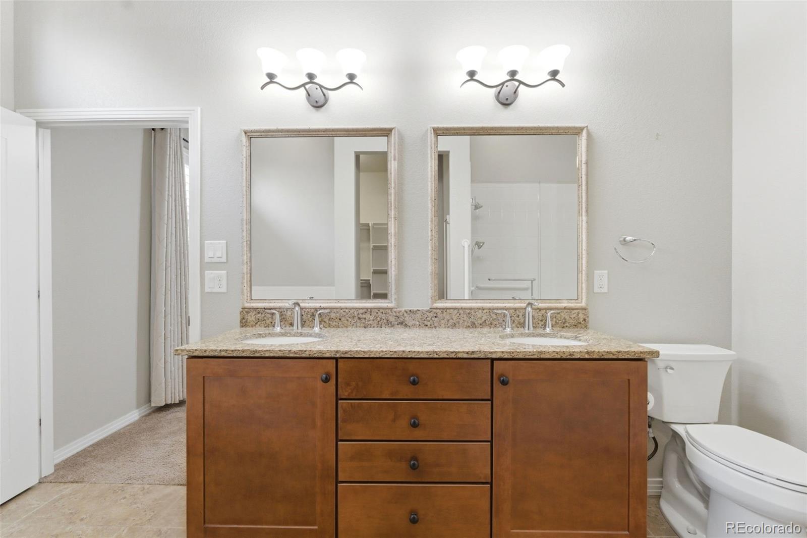 8262 E 55th Place Denver CO 80238
