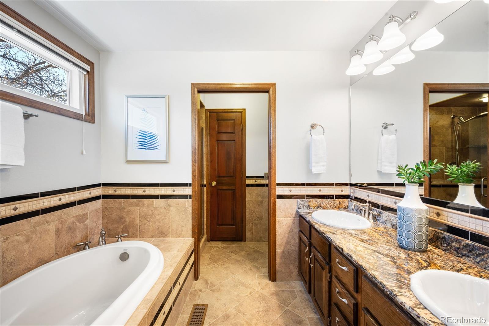 4641 S Perry Way Denver CO 80236