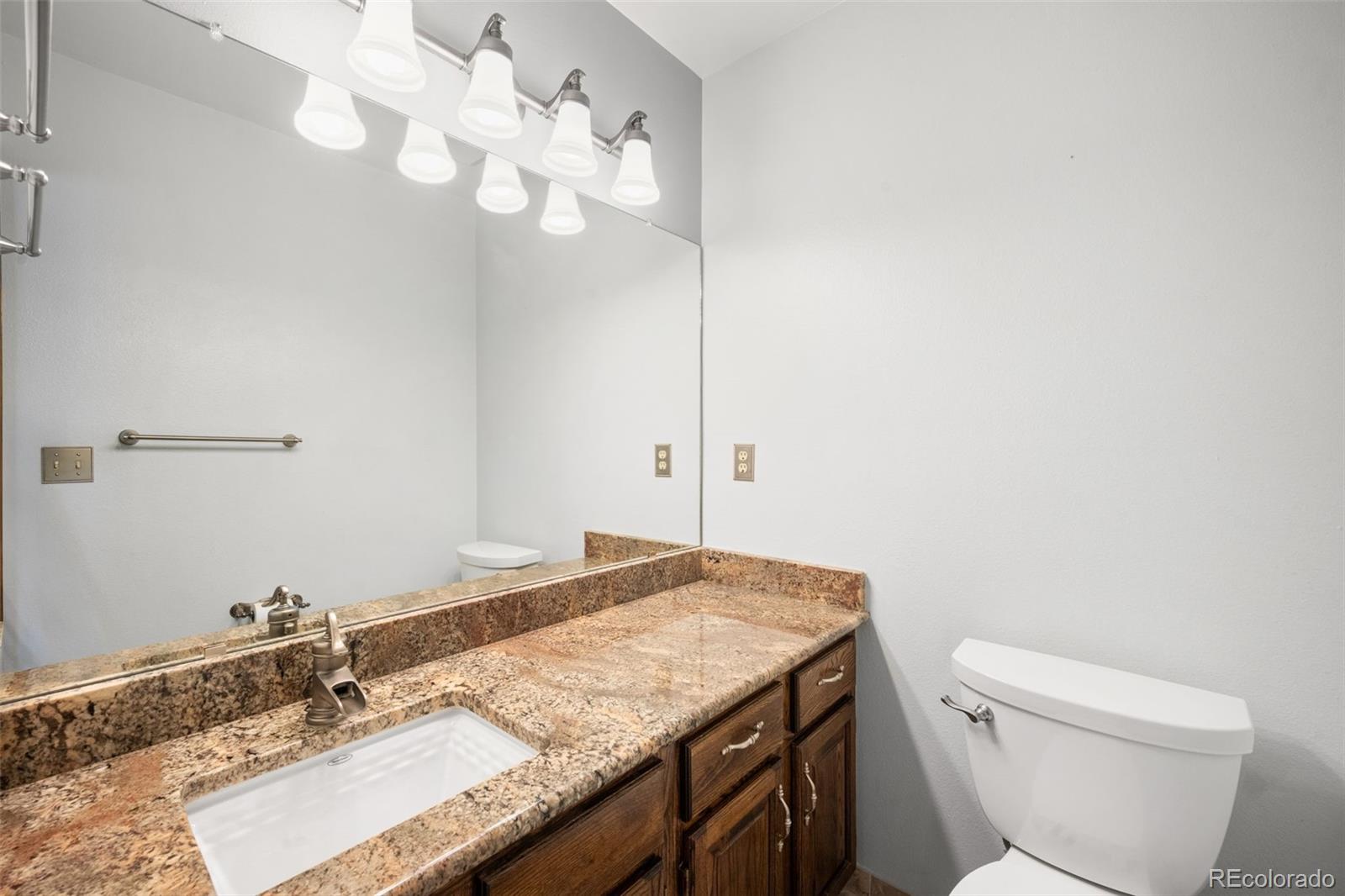 4641 S Perry Way Denver CO 80236