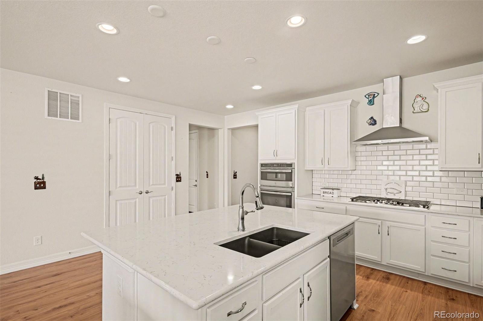 6142 Leilani Lane Castle Rock CO 80108