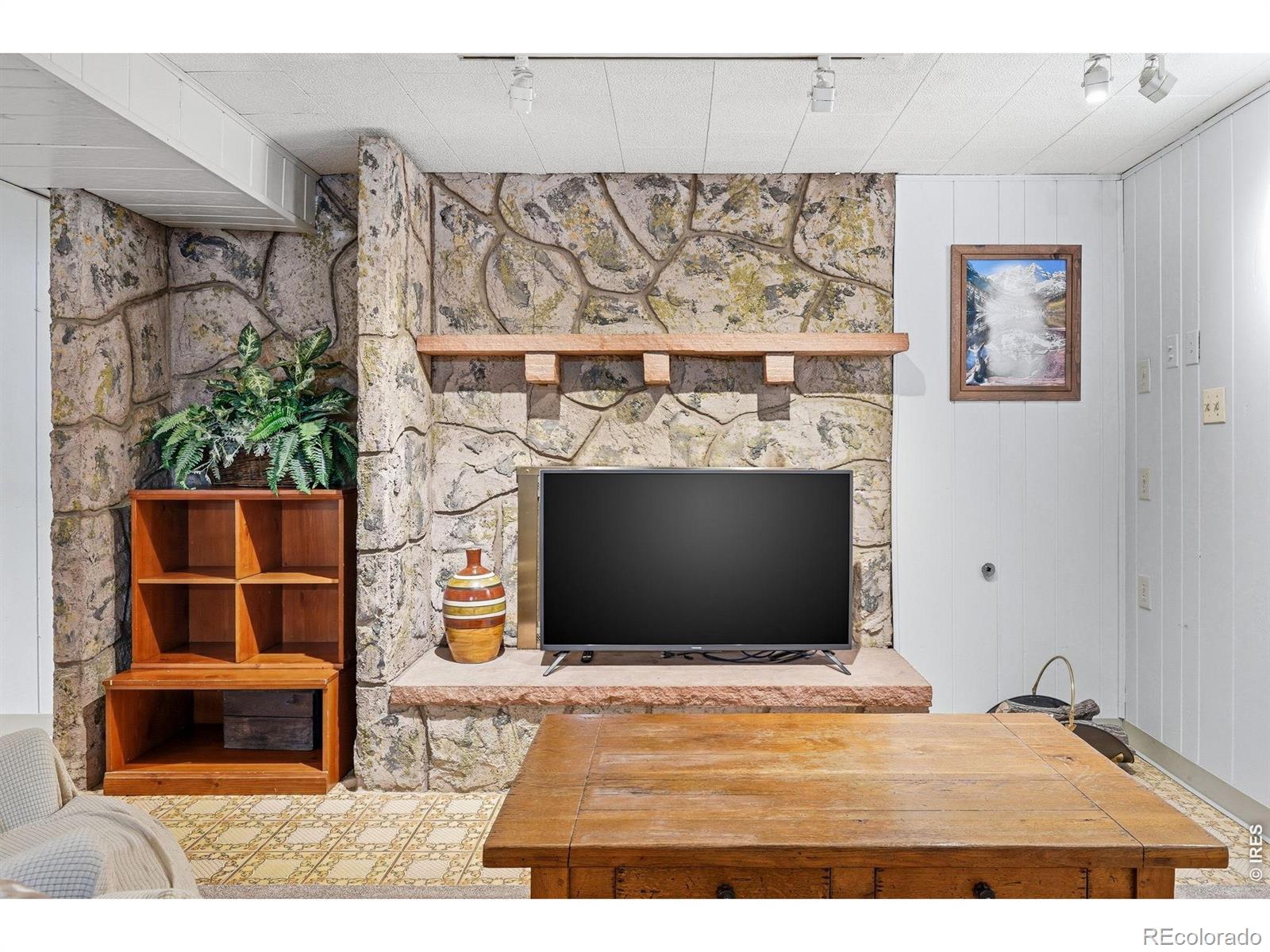 11 James Circle Longmont CO 80501