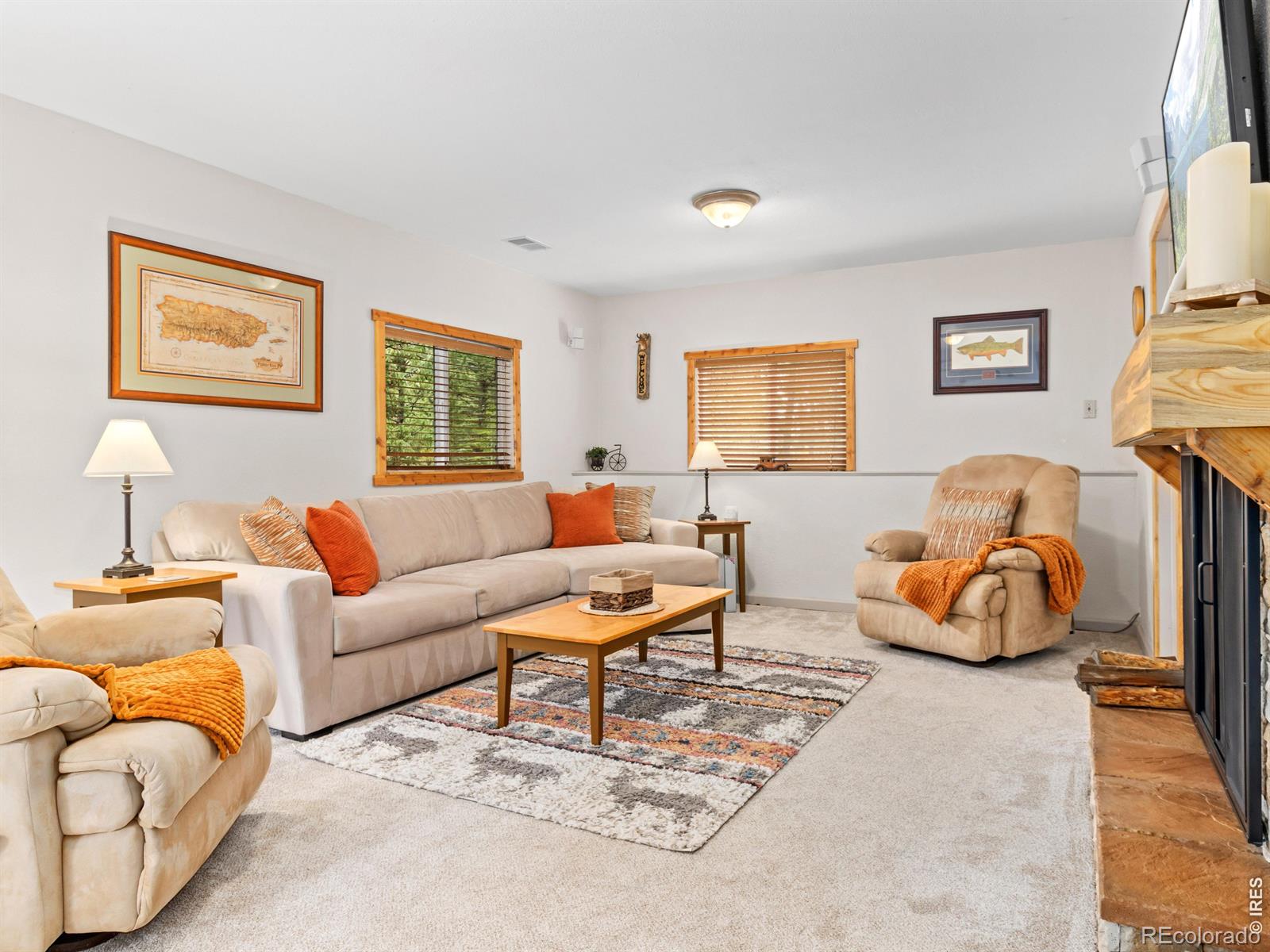745 Hickory Drive Lyons CO 80540