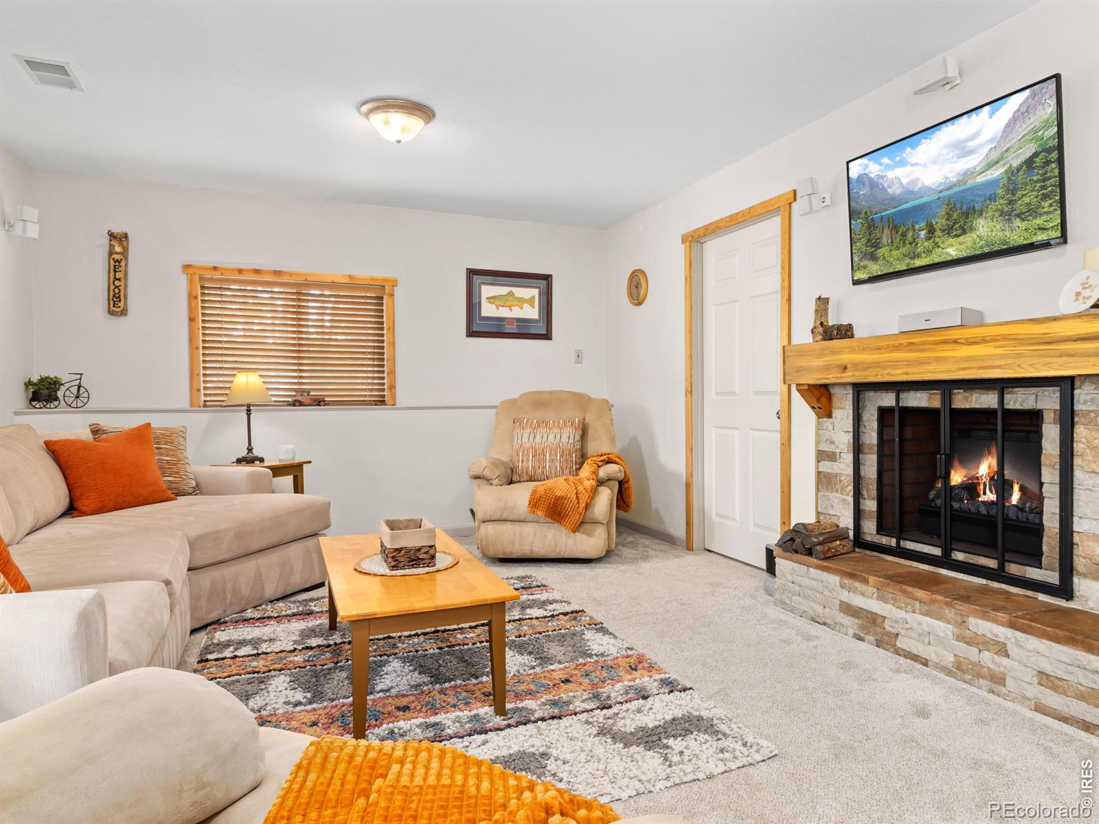 745 Hickory Drive Lyons CO 80540