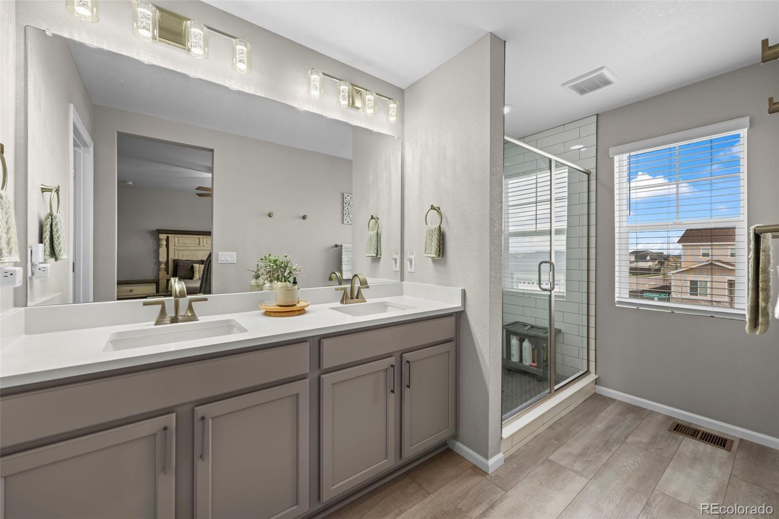 9754 Ceylon Street Commerce City CO 80022