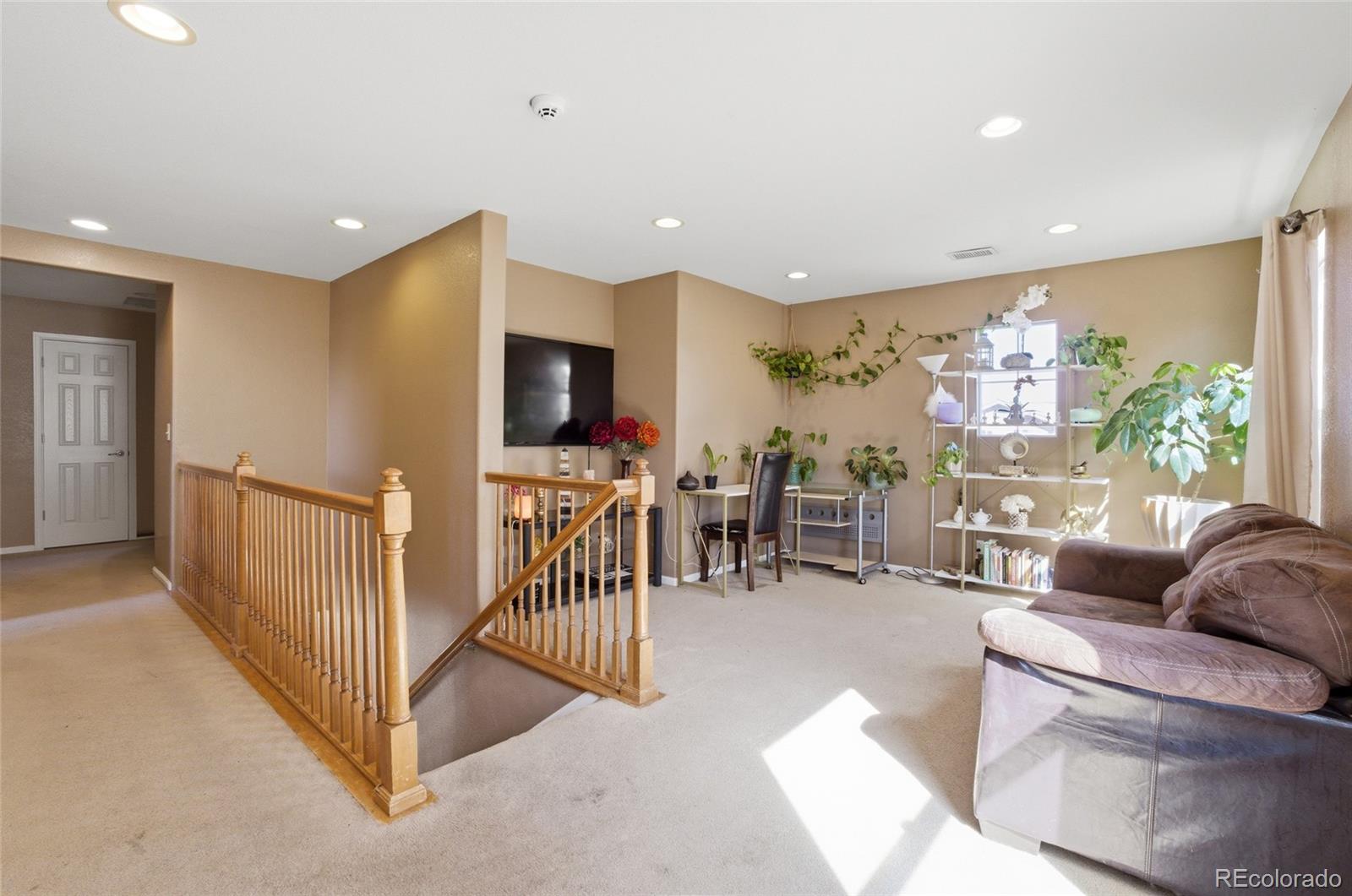 5573 Jasper Street Denver CO 80239