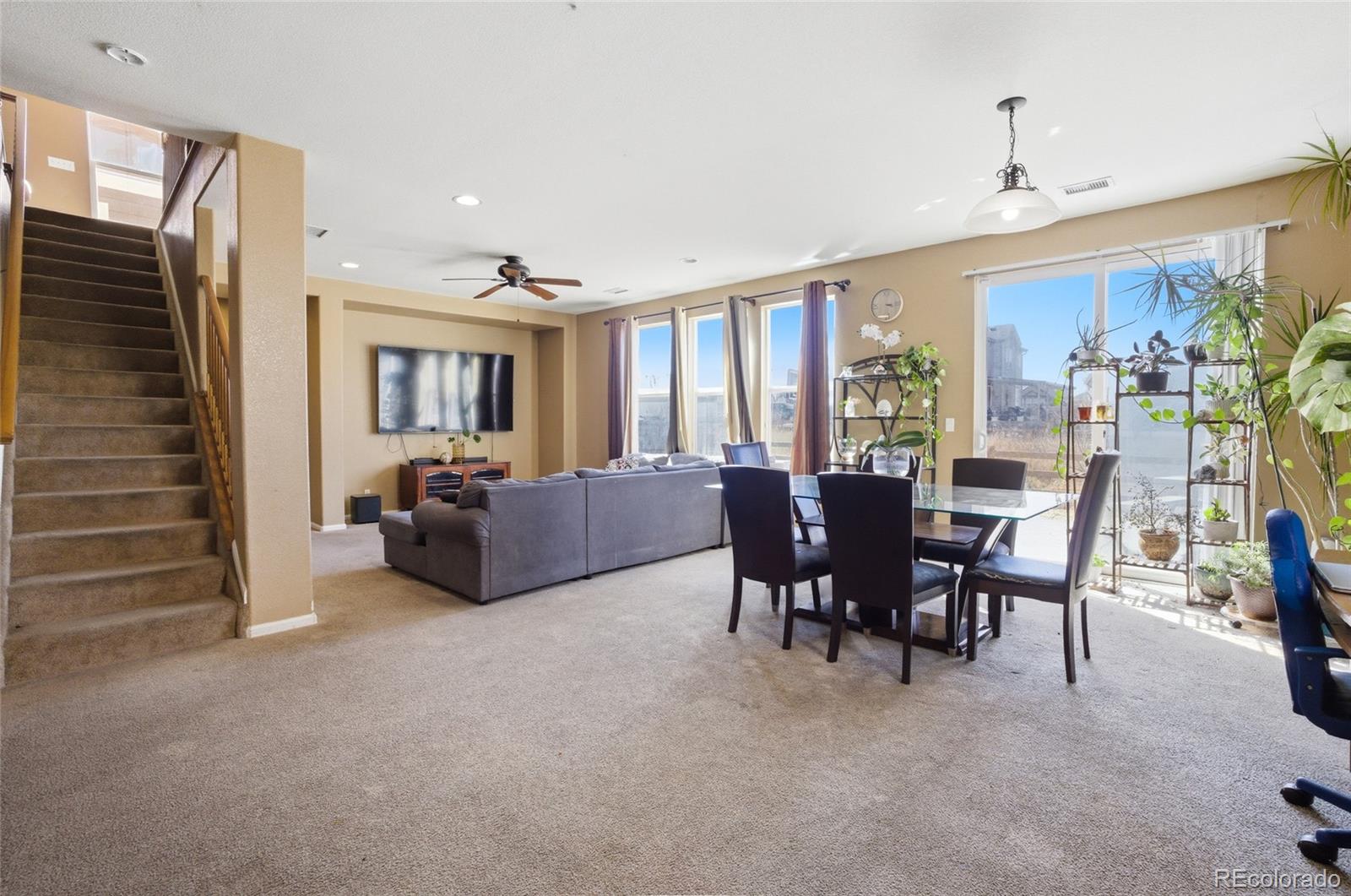 5573 Jasper Street Denver CO 80239