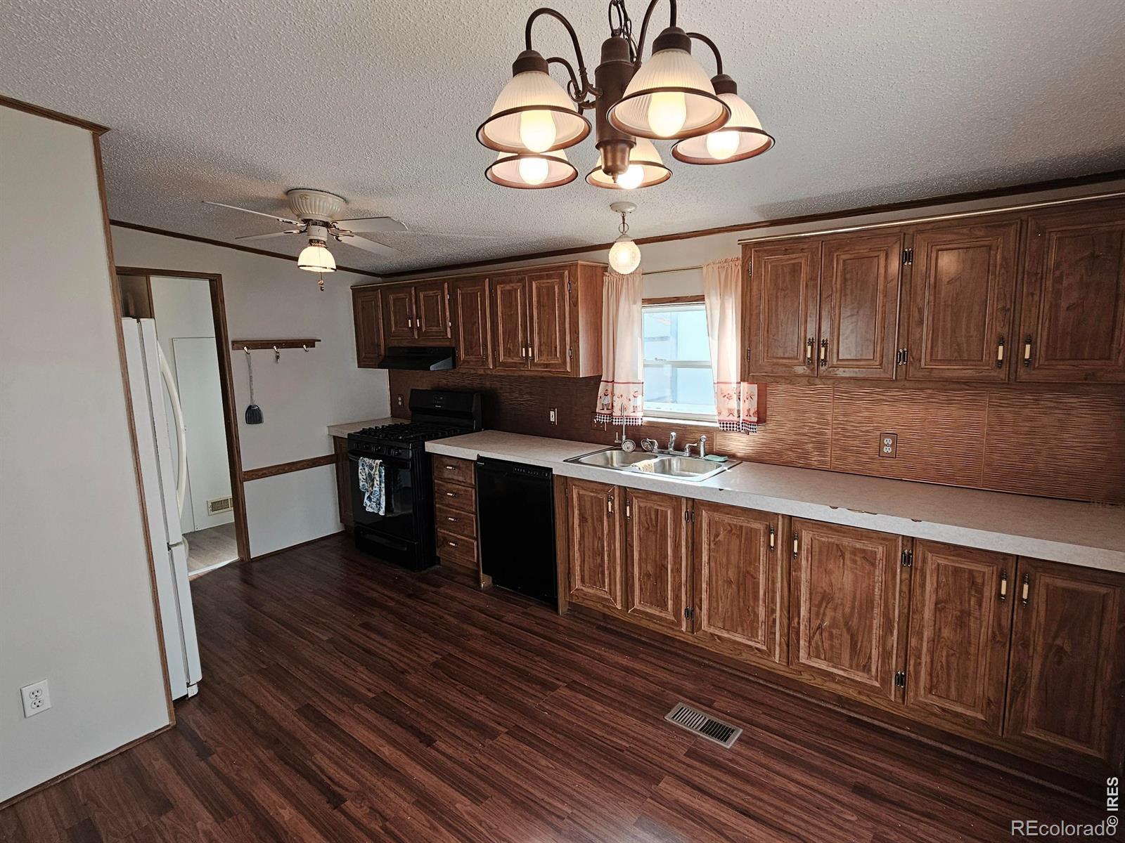 1912 Fillmore Street Sterling CO 80751