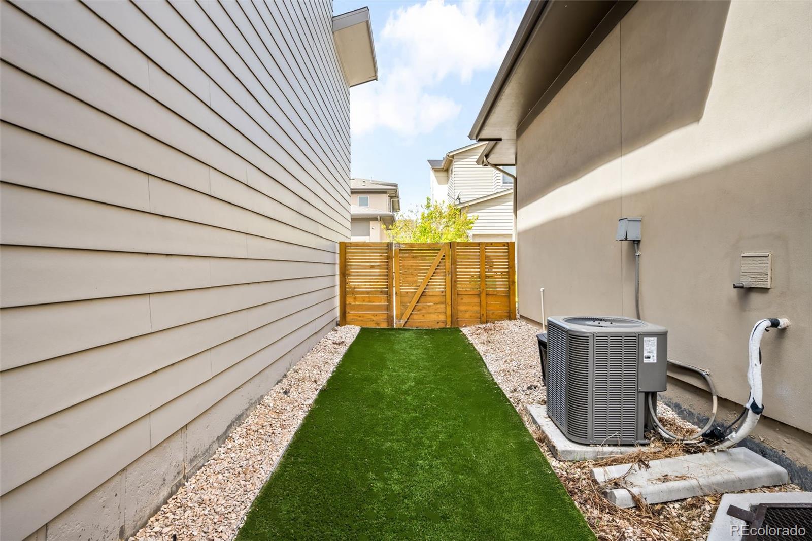 6707 Mariposa Court Denver CO 80221