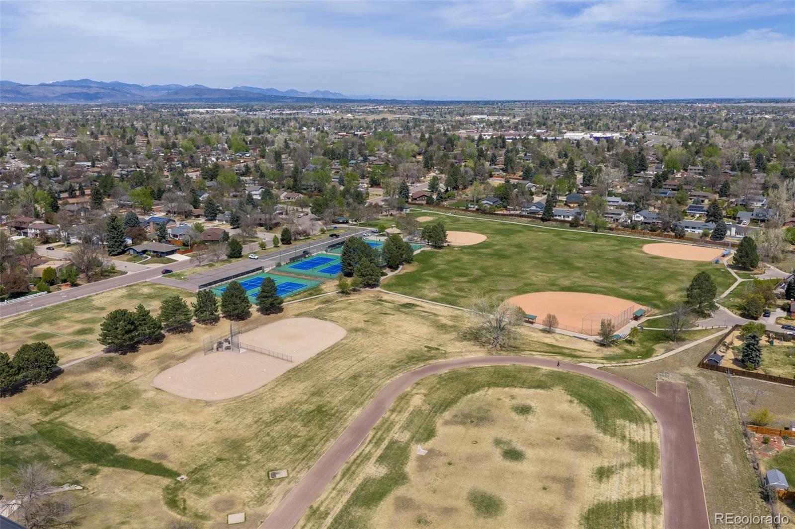 6993 W Hinsdale Drive Littleton CO 80128