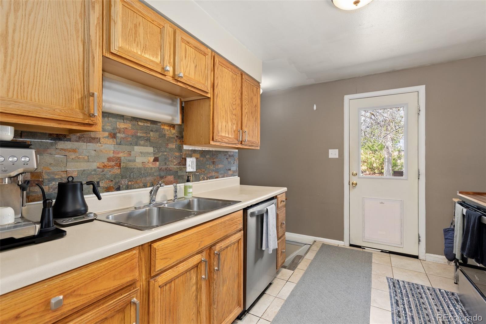 6993 W Hinsdale Drive Littleton CO 80128
