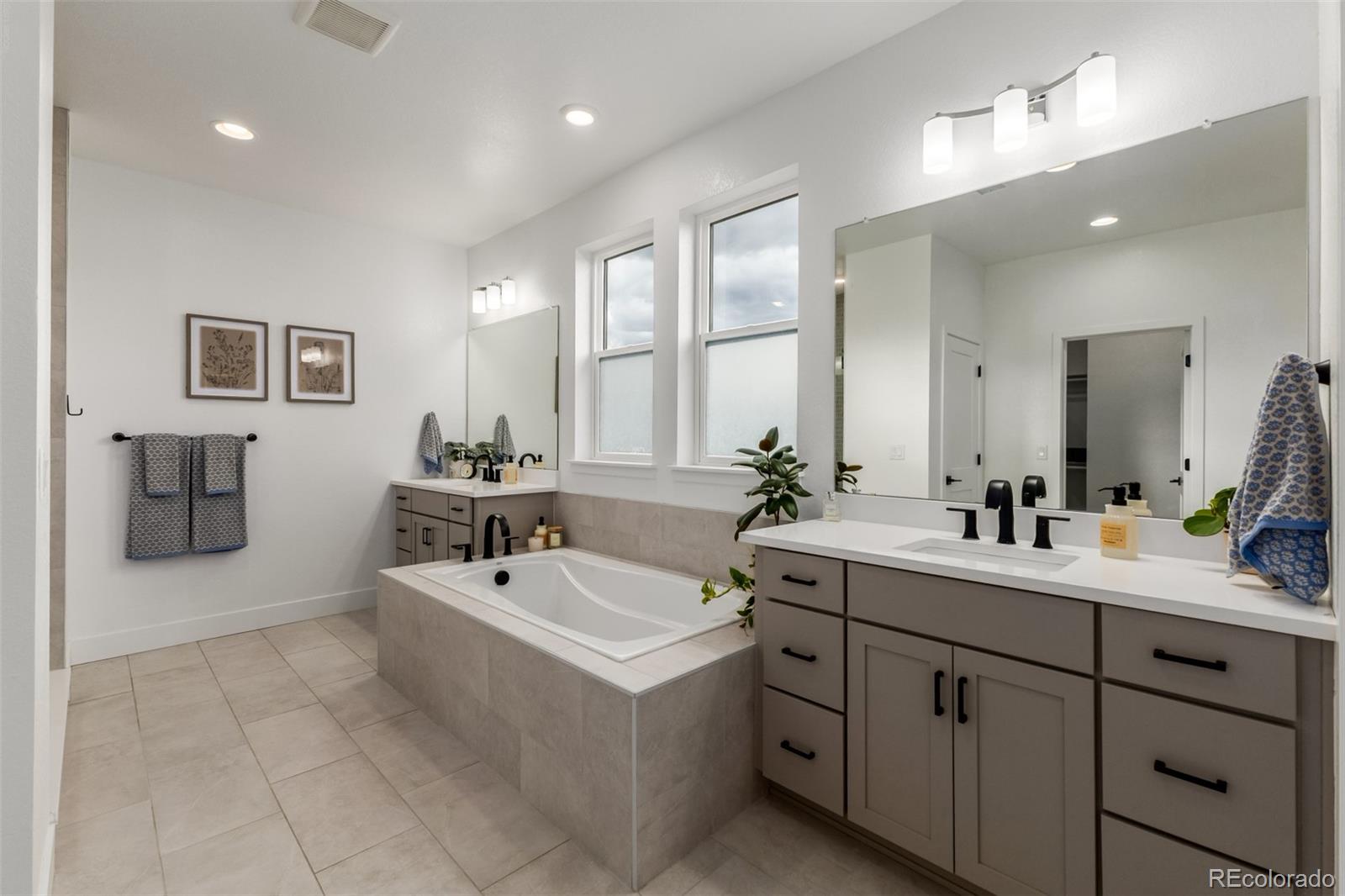 11101 Bright Sky Street Littleton CO 80125