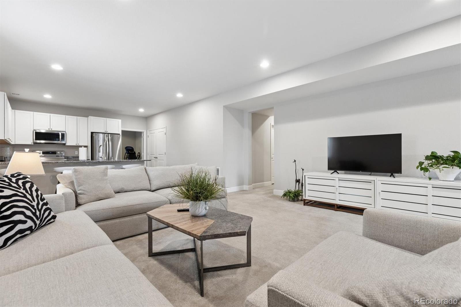 6872 Mentha Drive Castle Rock CO 80108