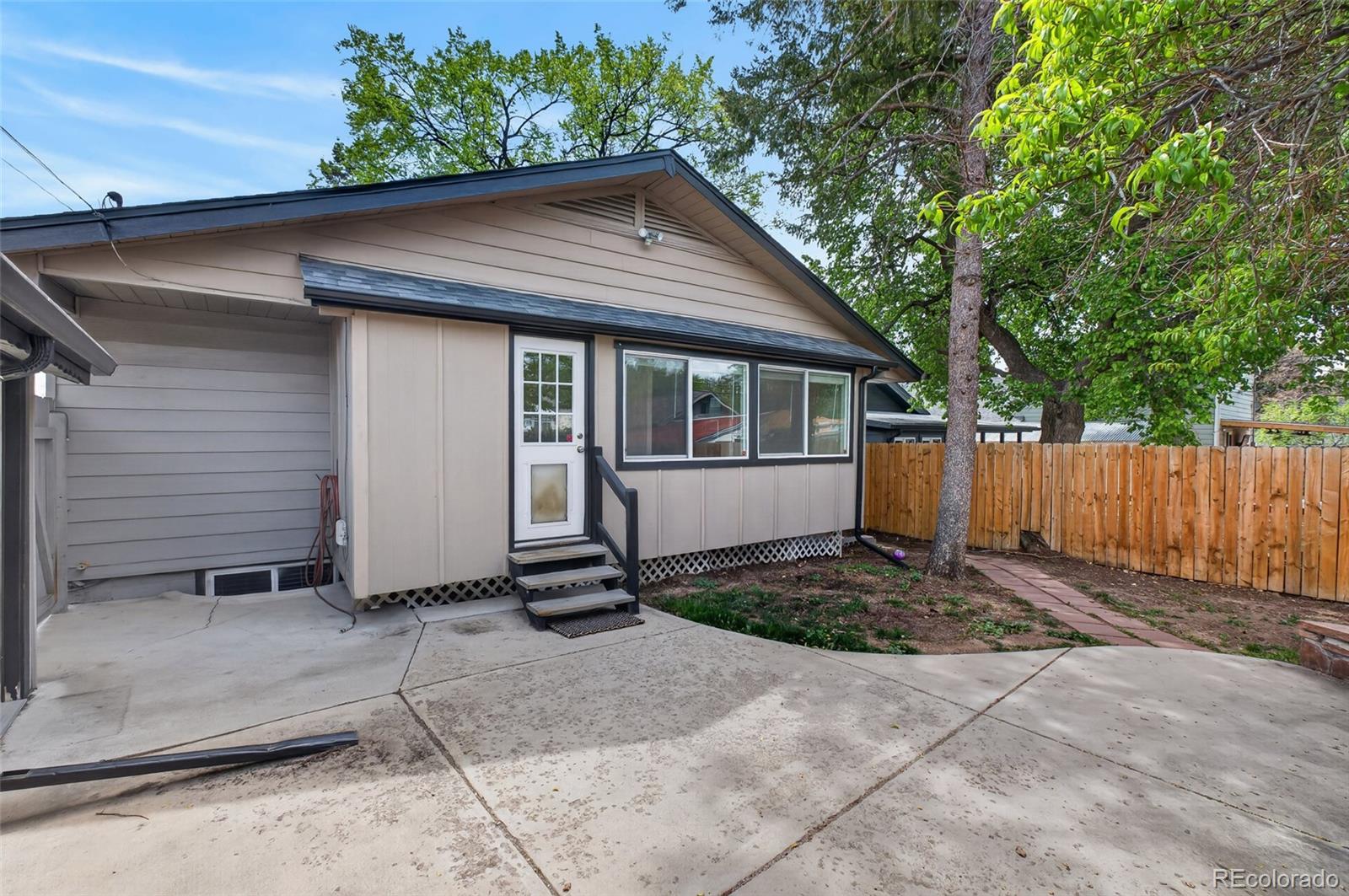 2085 Fenton Street Edgewater CO 80214