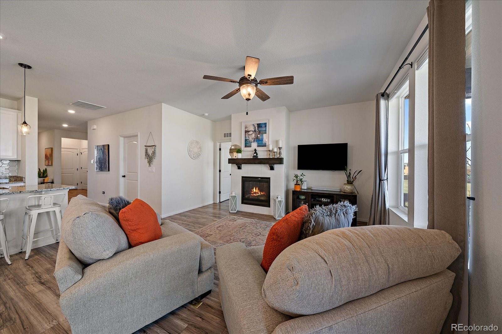 849 N Vandriver Way Aurora CO 80018
