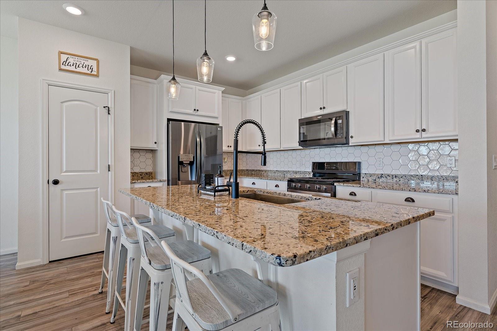 849 N Vandriver Way Aurora CO 80018