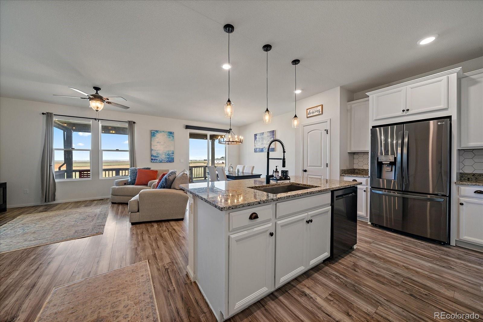 849 N Vandriver Way Aurora CO 80018