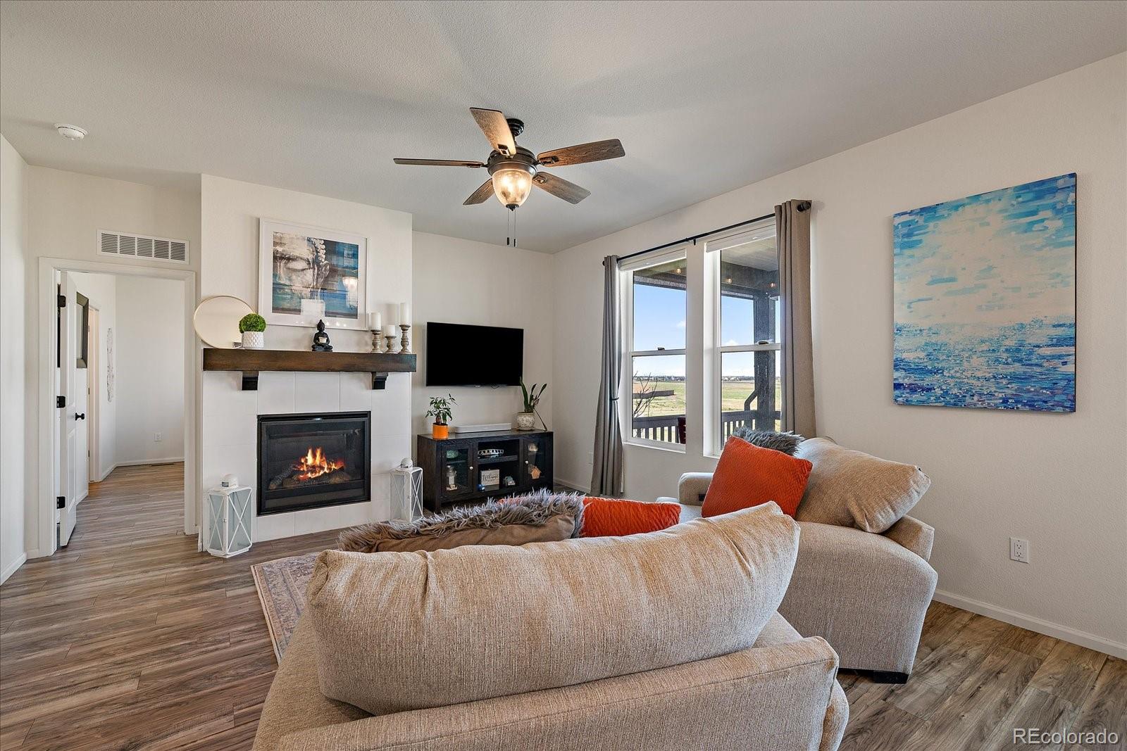 849 N Vandriver Way Aurora CO 80018