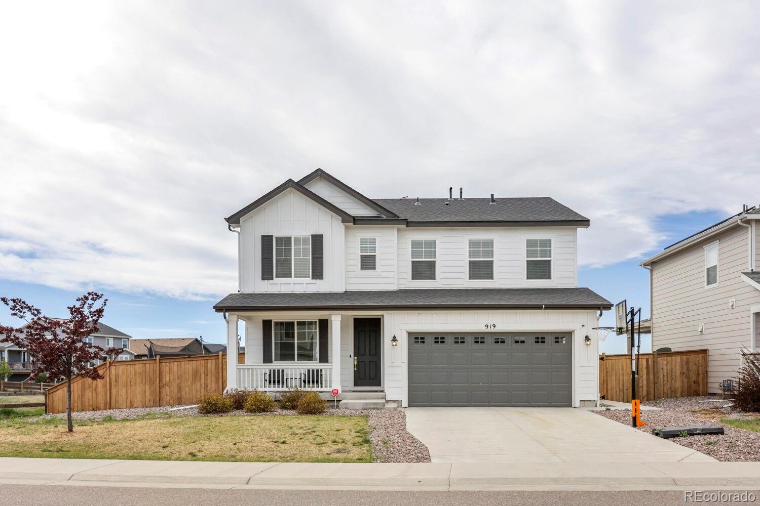 919 N Undergrove Way Aurora CO 80018