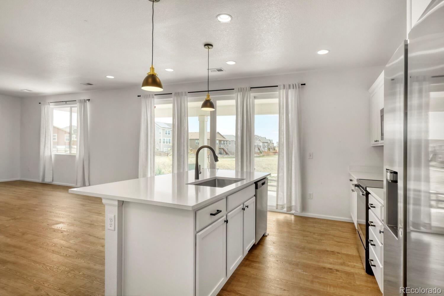 919 N Undergrove Way Aurora CO 80018