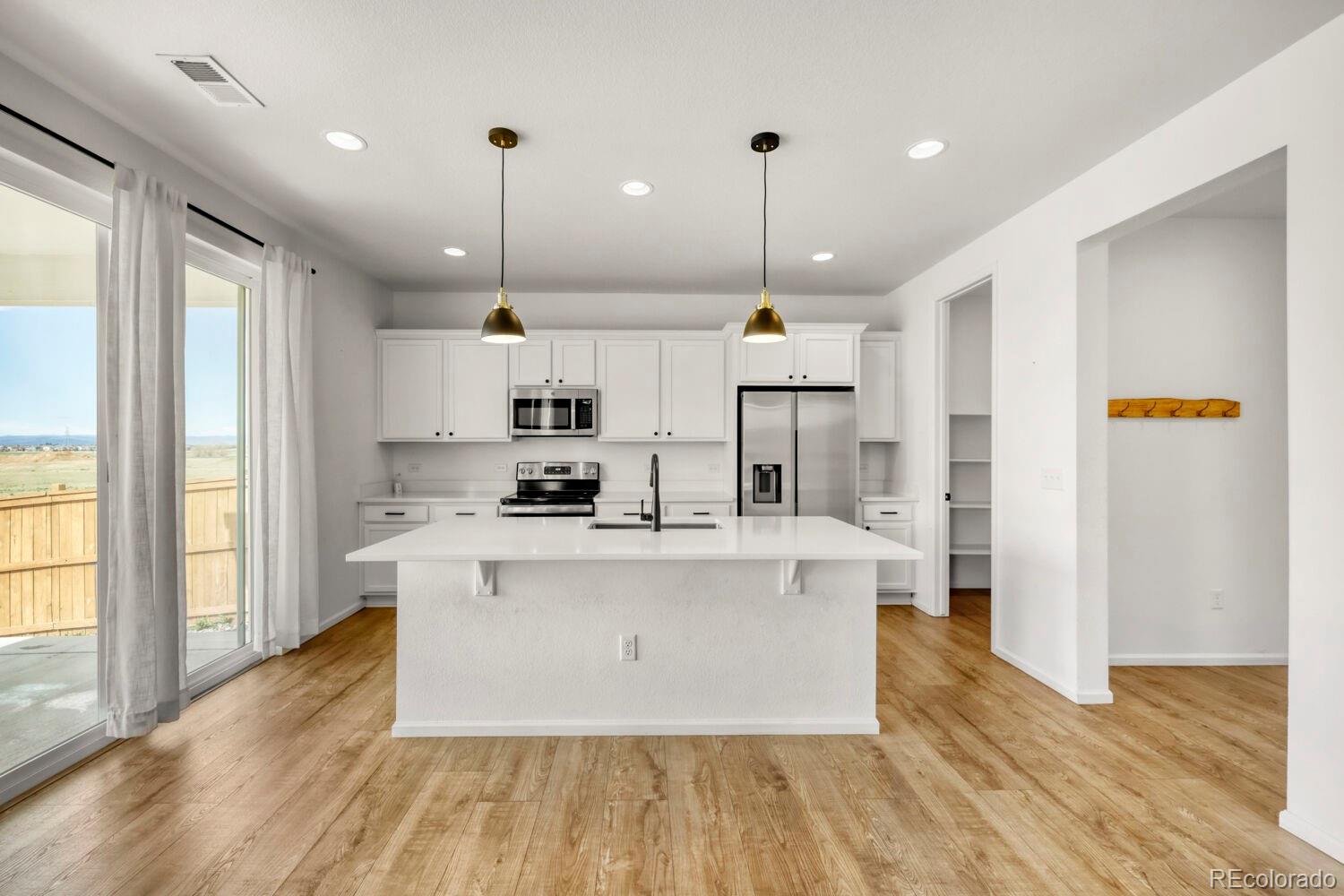 919 N Undergrove Way Aurora CO 80018