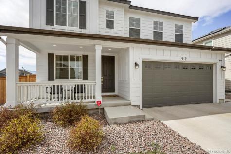 919 N Undergrove Way Aurora CO 80018