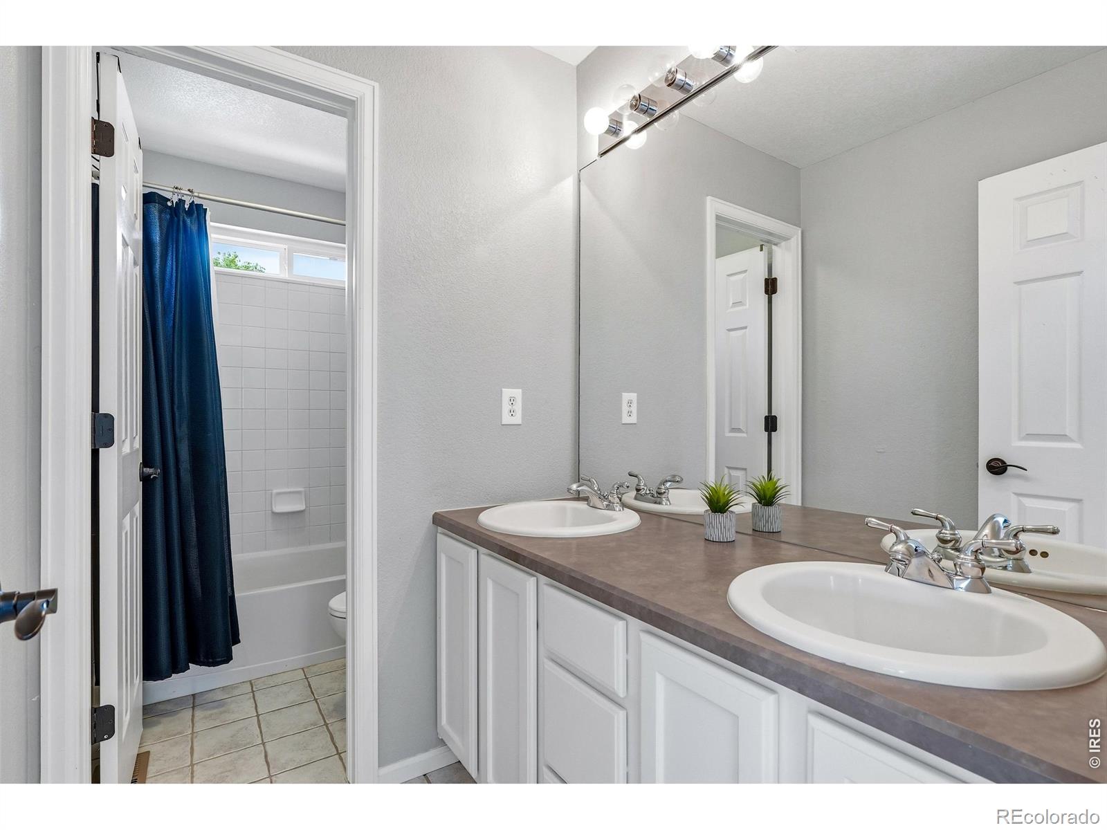 11725 Pleasant Hill Longmont CO 80504