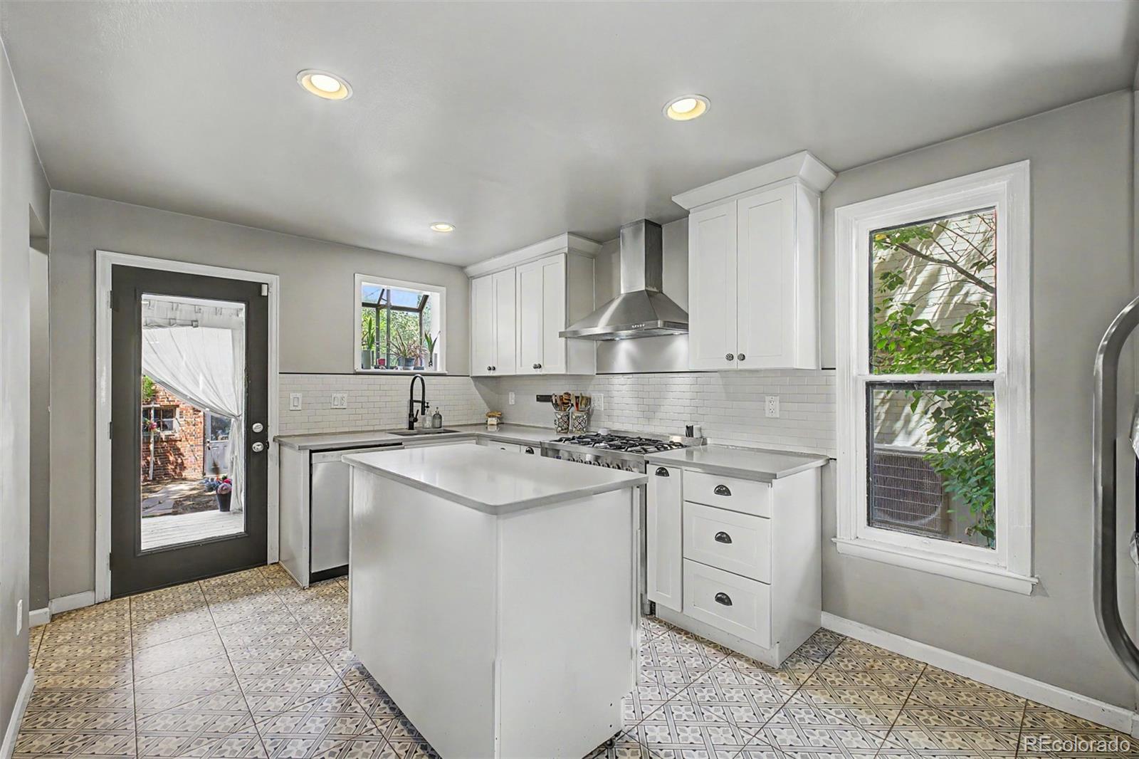 1241 York Street Denver CO 80206