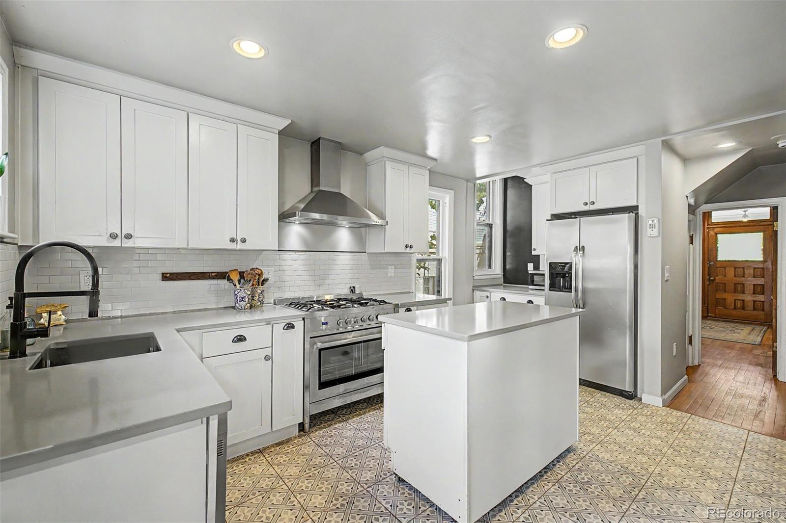 1241 York Street Denver CO 80206