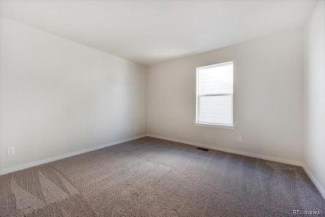 4719 N Valdai Court Aurora CO 80019
