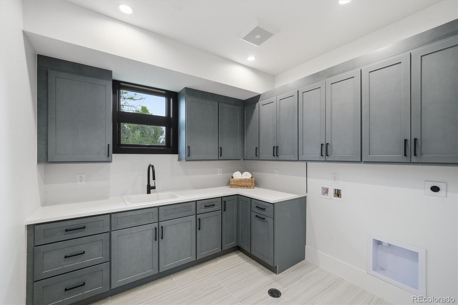 2442 S Saint Paul Street Denver CO 80210
