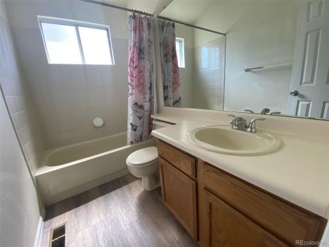 4856 S Argonne Street Aurora CO 80015