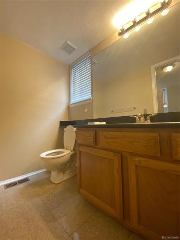 4856 S Argonne Street Aurora CO 80015