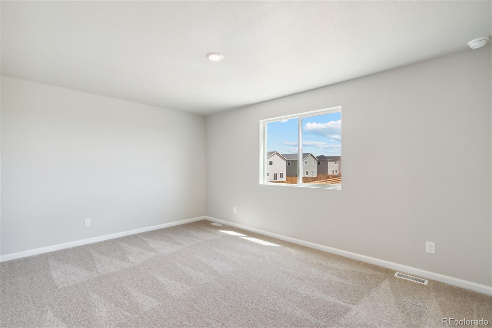7402 Crystal Avenue Frederick CO 80530