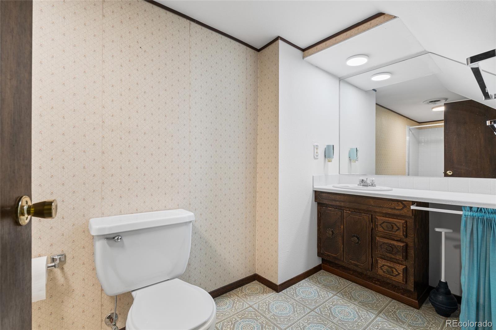 6889 Benton Court Arvada CO 80003