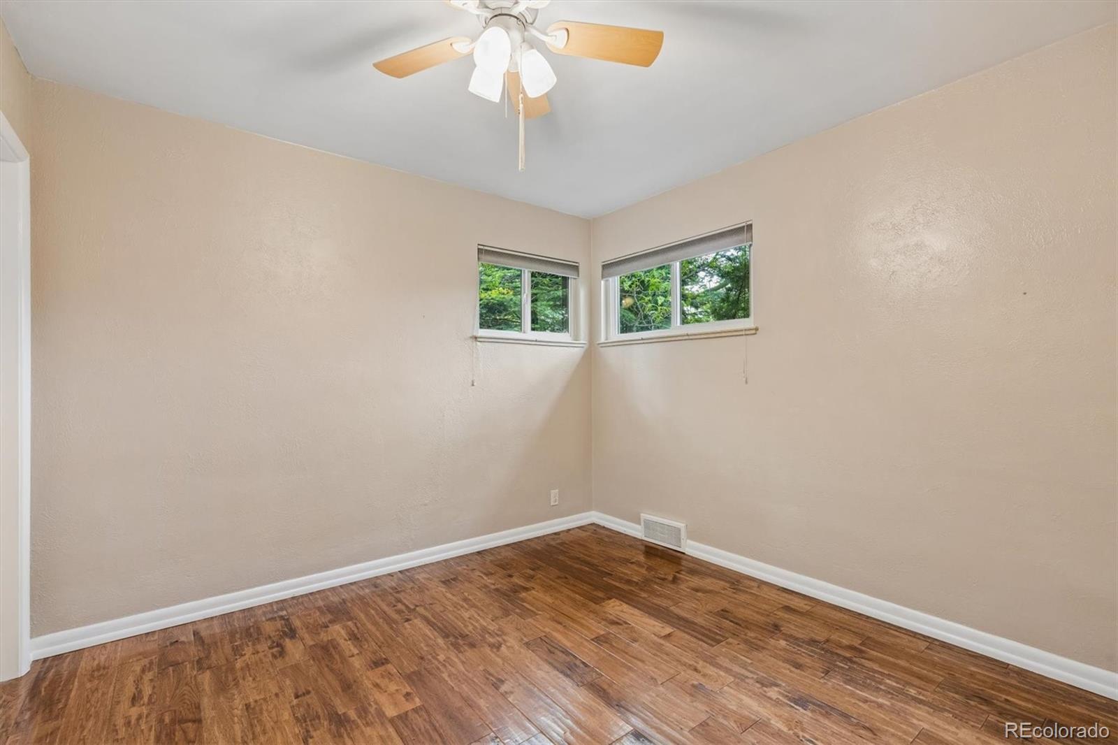 1606 Glen Bar Drive Lakewood CO 80215