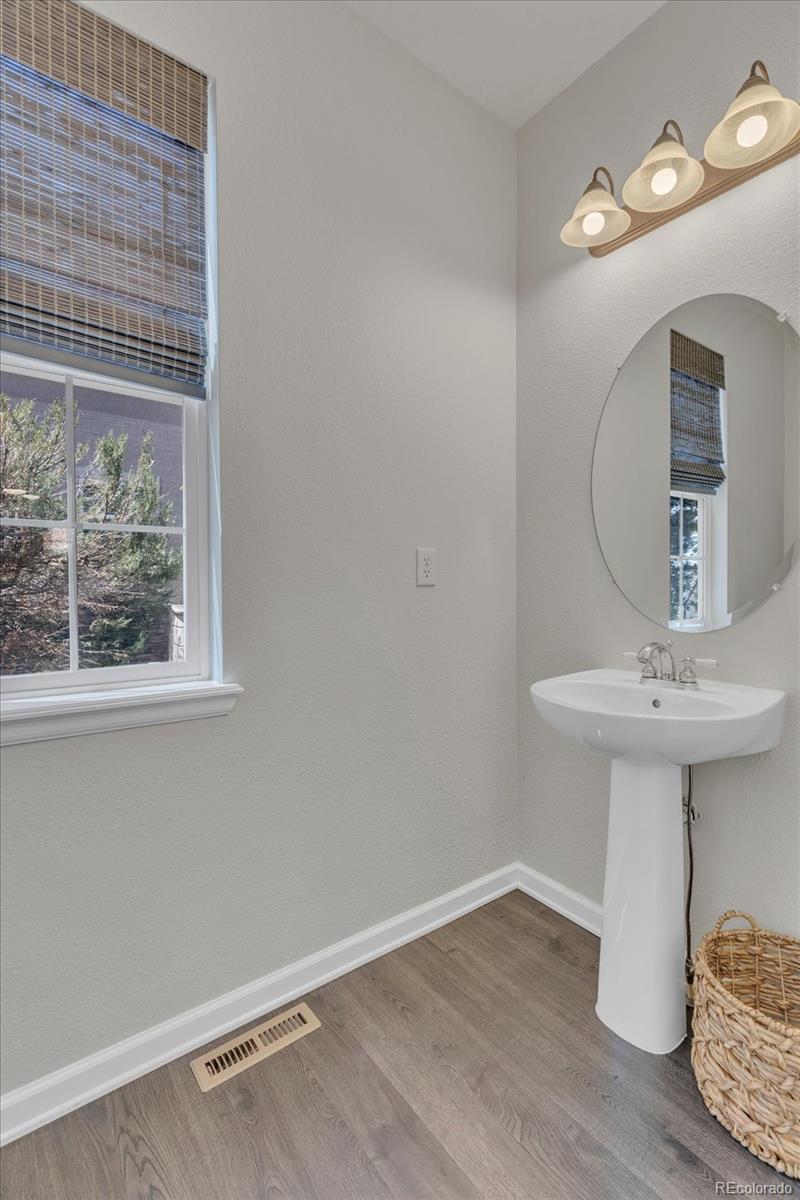 4472 Eagle River Run Broomfield CO 80023