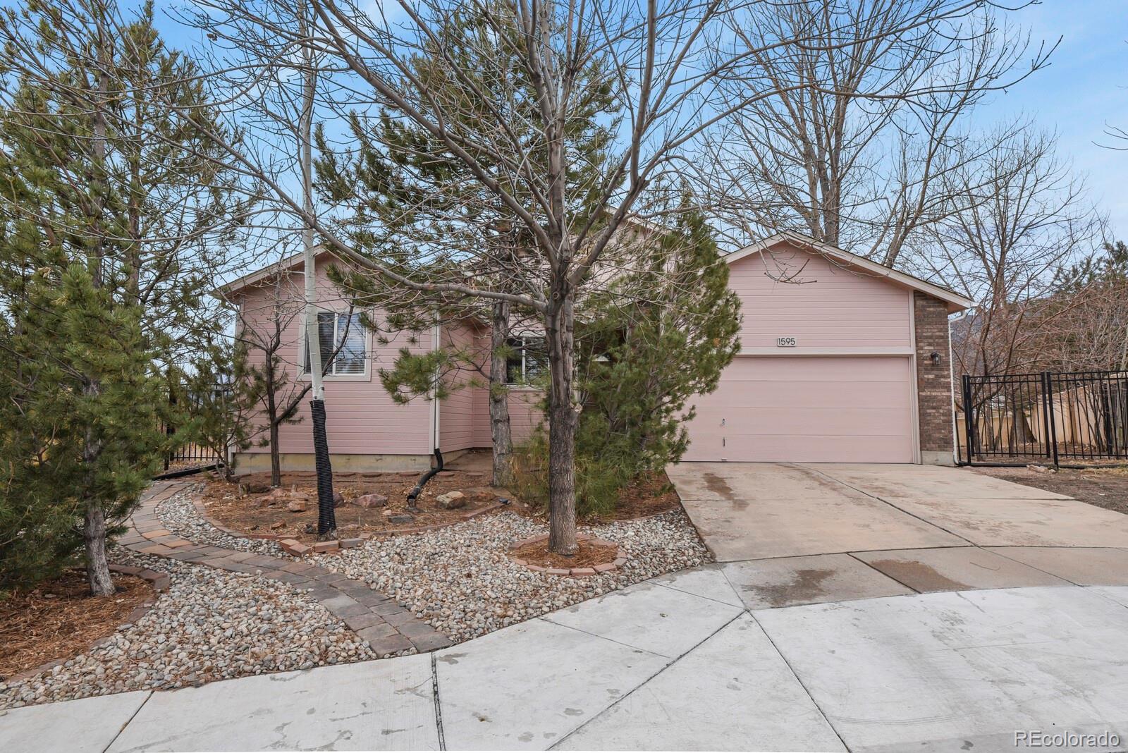 1595 W Costilla Street Colorado Springs CO 80905
