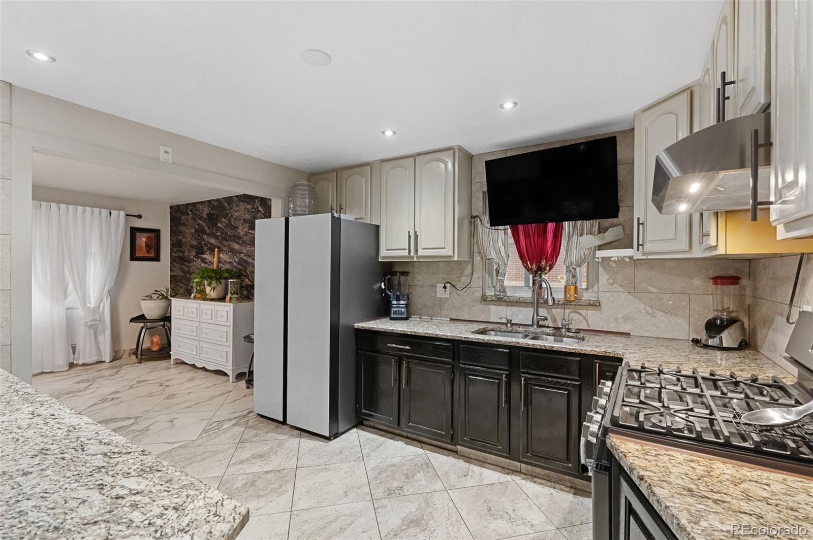 3017 Cimarron Street Aurora CO 80011