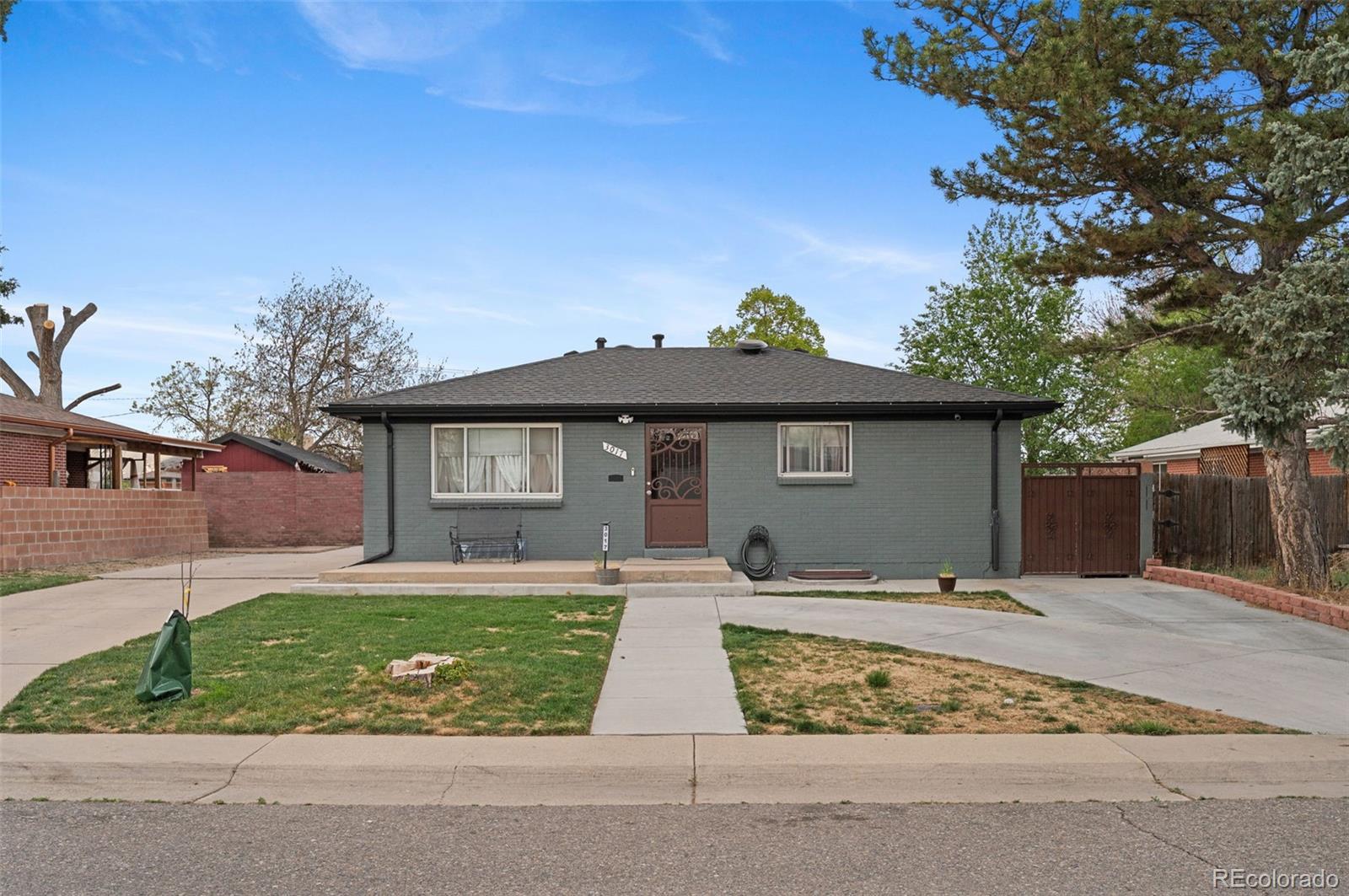3017 Cimarron Street Aurora CO 80011