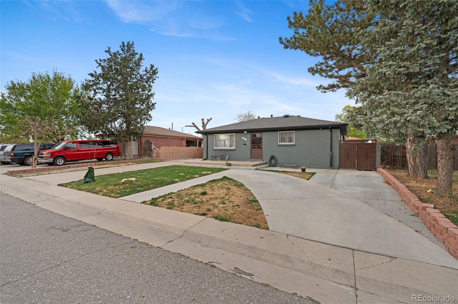 3017 Cimarron Street Aurora CO 80011