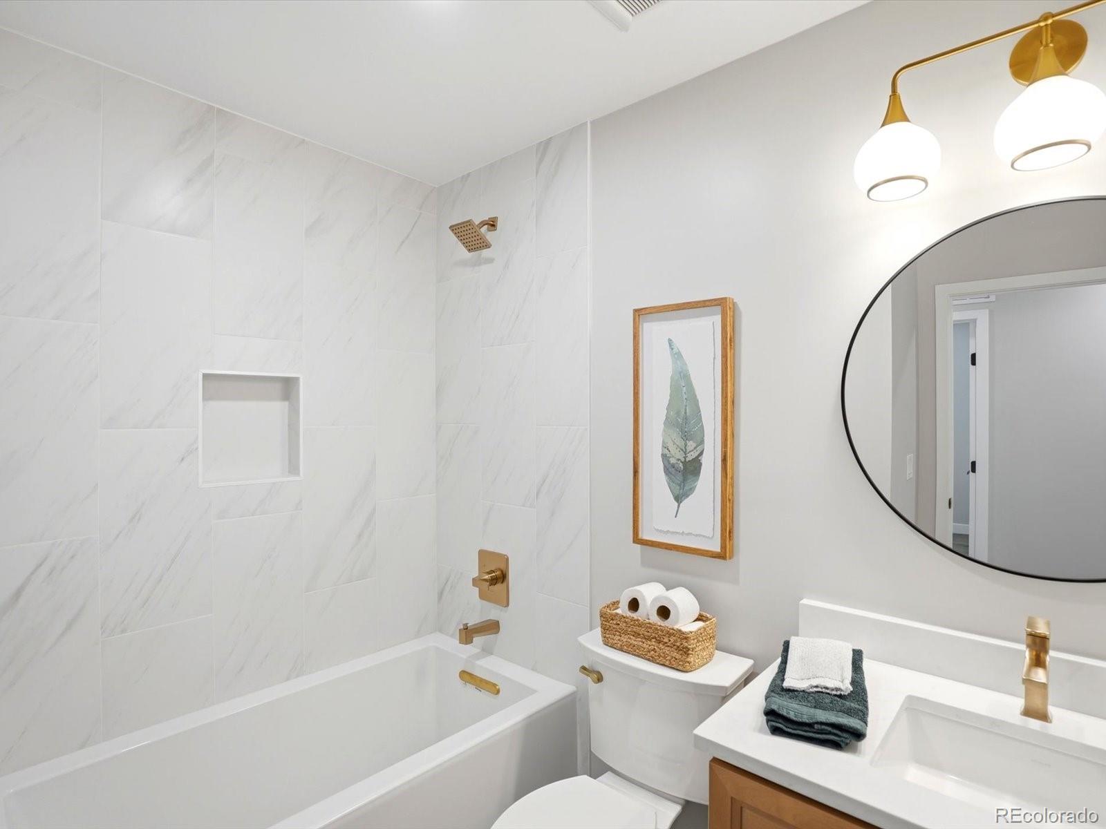 3403 S Ivanhoe Way Denver CO 80222