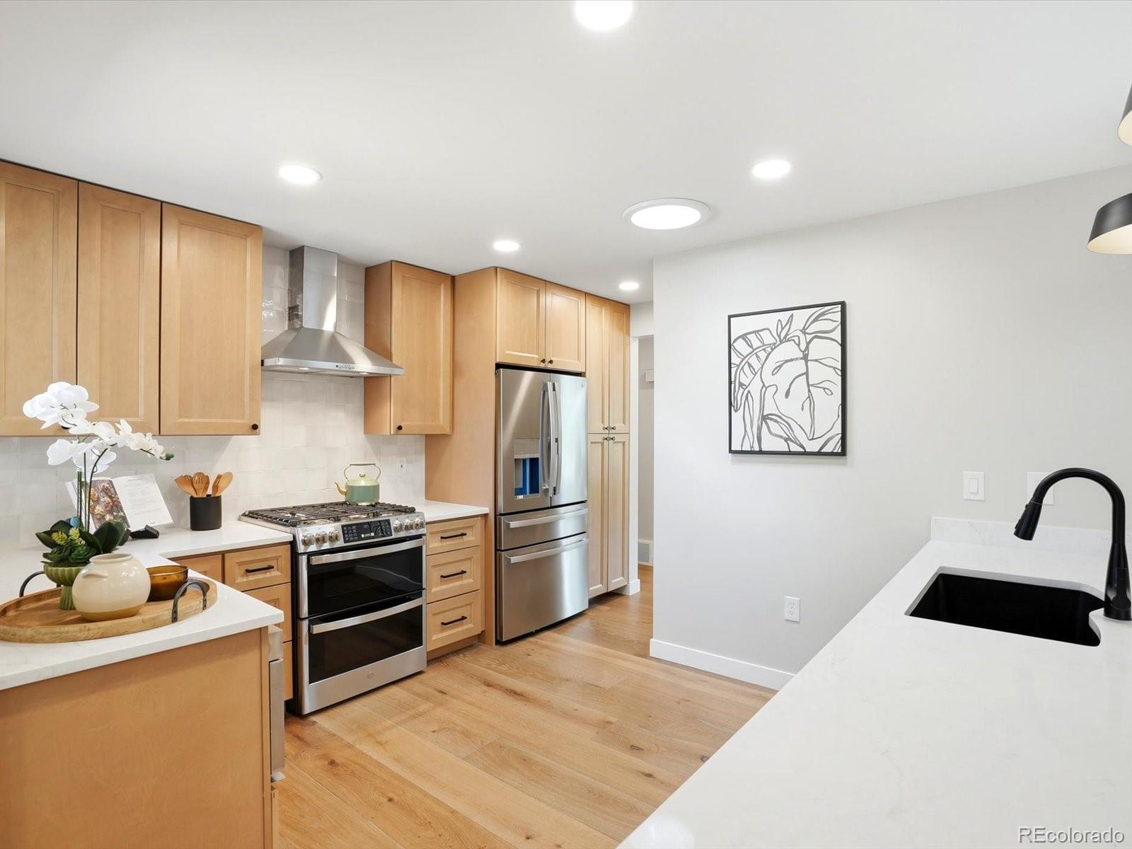3403 S Ivanhoe Way Denver CO 80222