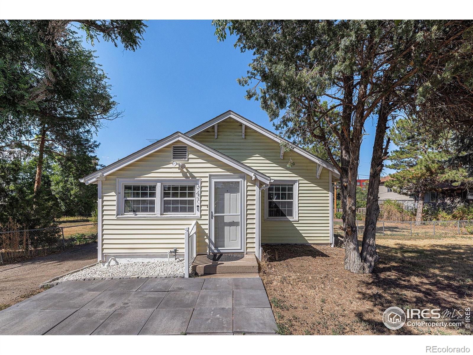 347 W Rafferty Gardens Avenue Littleton CO 80120
