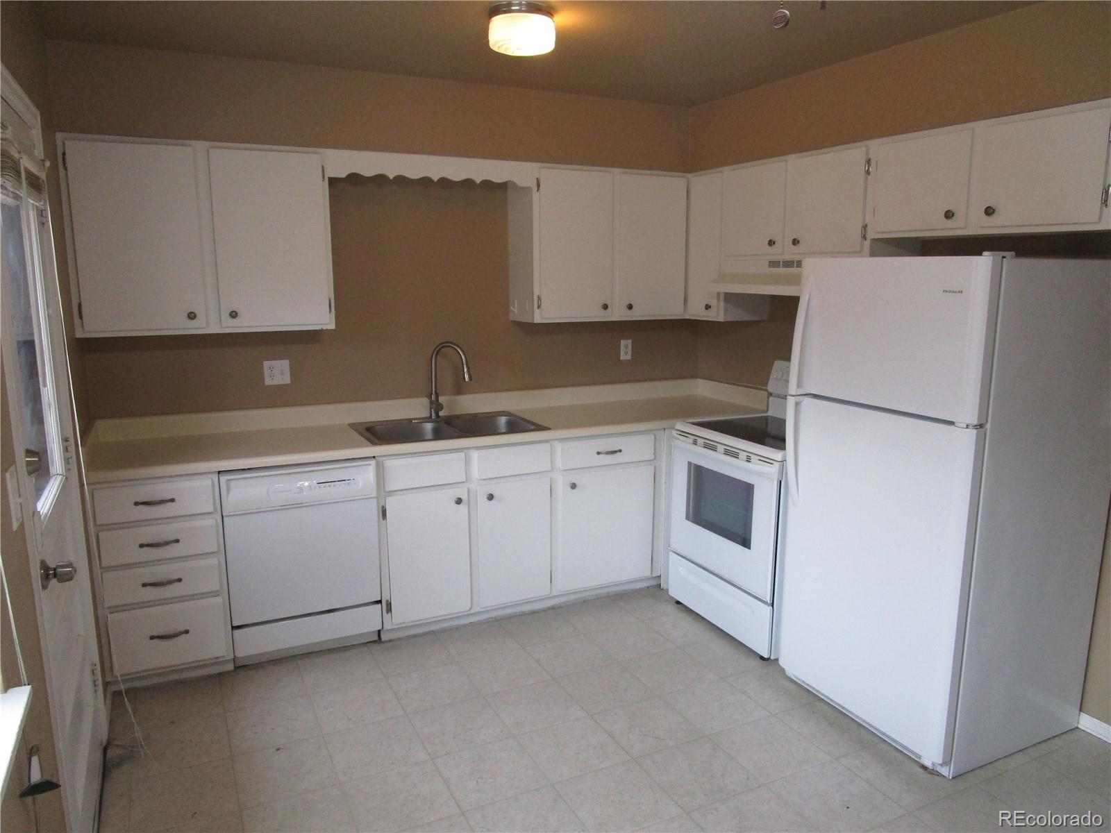 719 S Macon Way Aurora CO 80012
