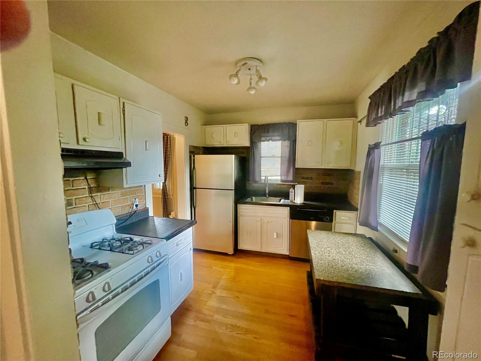 1881 S Lincoln Street Denver CO 80210
