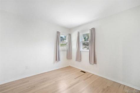 135 Helena Lane Colorado Springs CO 80904